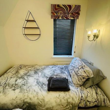 スウィンドン Orchid Cotswold Stone Houseヴィラ エクステリア 写真